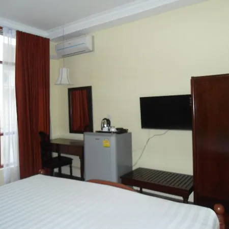Amber House-2