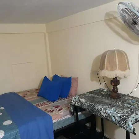 Vanny'S Peaceful Guesthouse-3